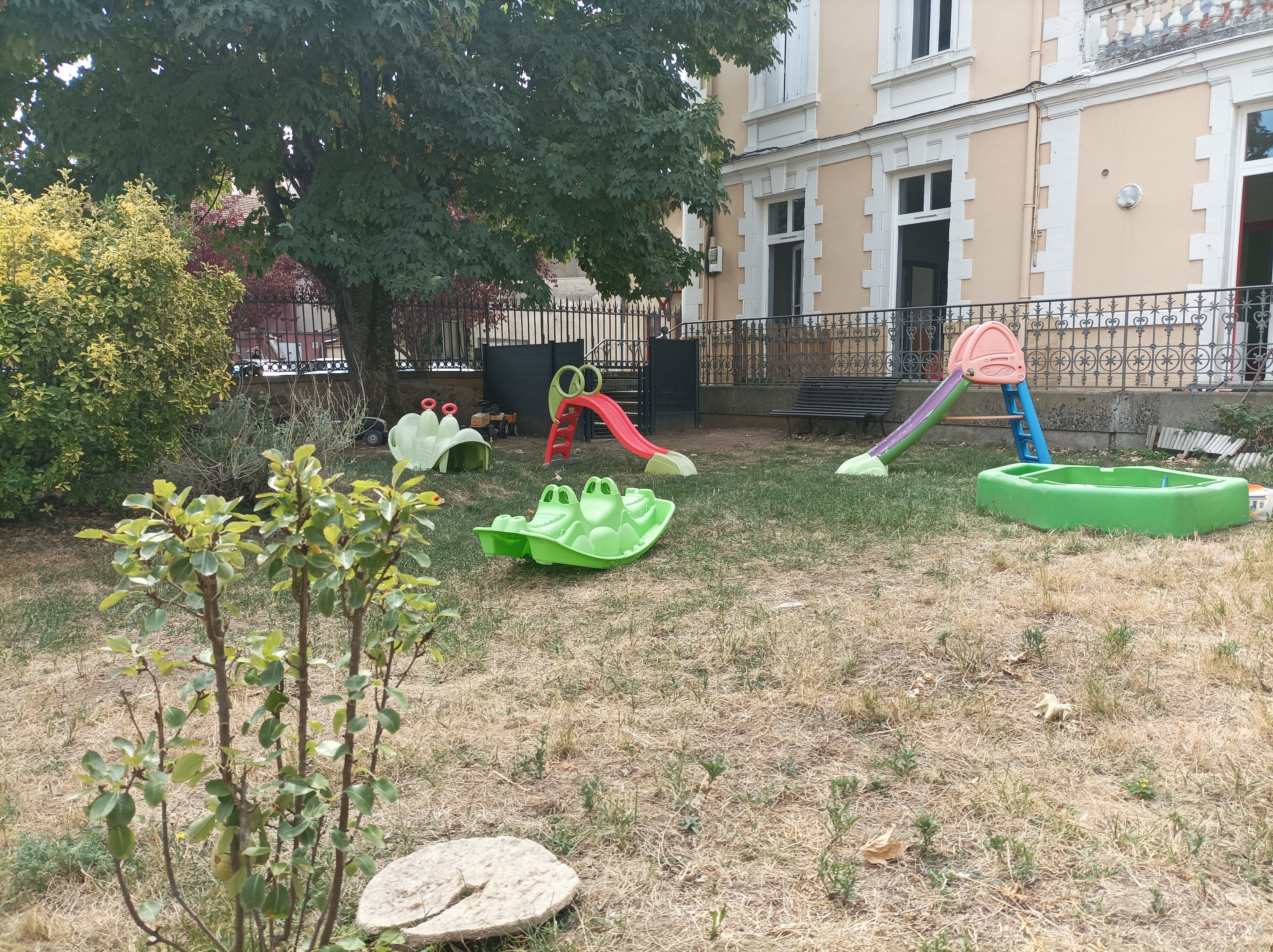 extérieur crèche 1